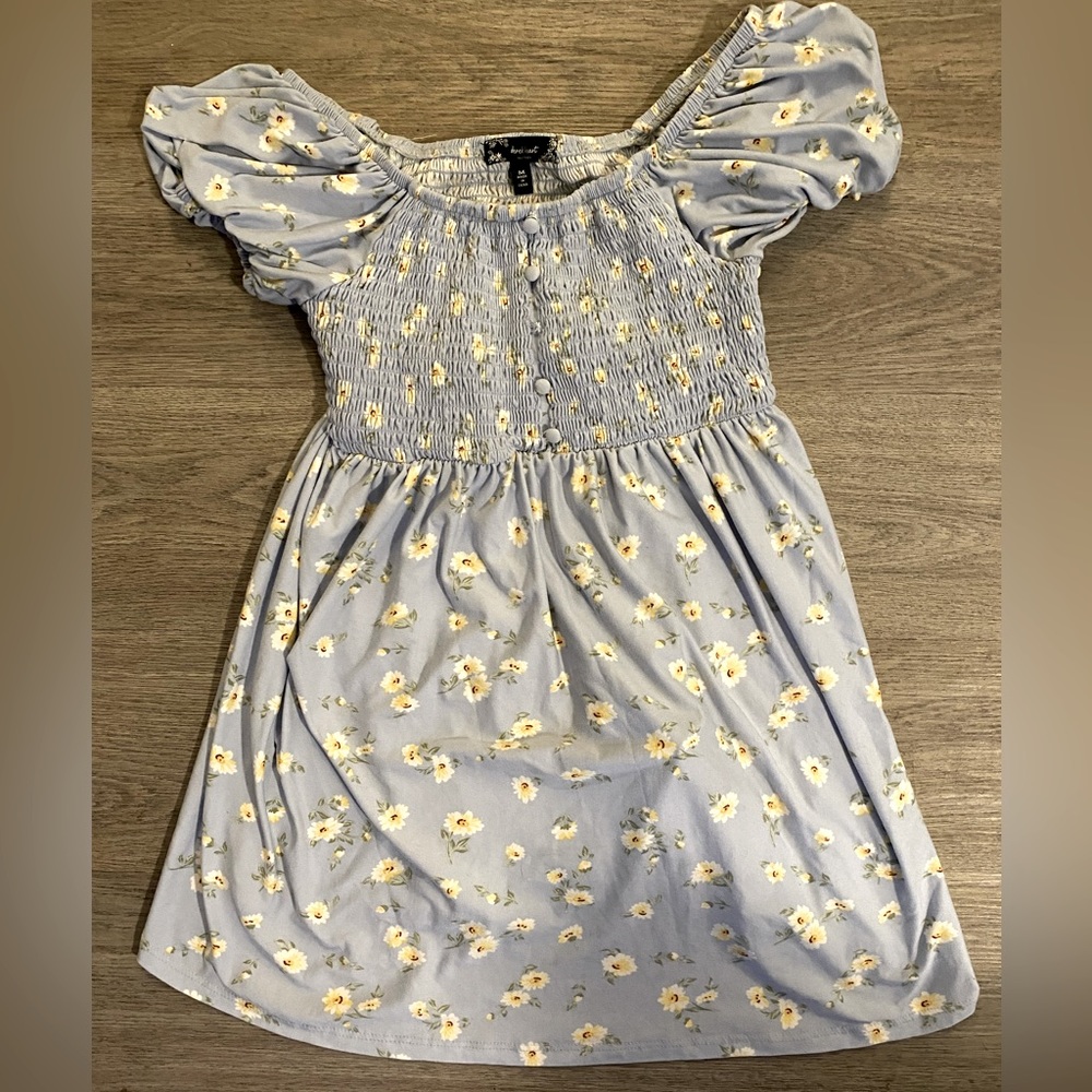 Maternity flower shirt